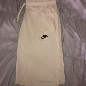 Men’s Nike Club fleece shorts